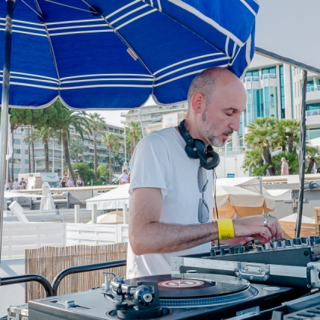 DJ Friction (Foto: Nathalie Dallies)